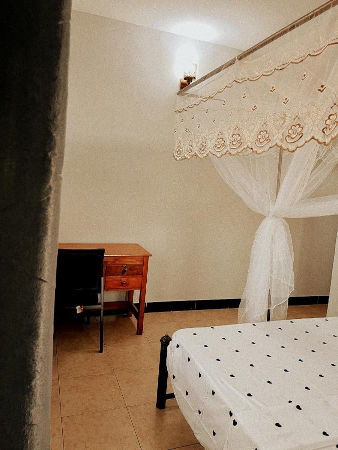 Haika Home Lodge Dar es Salaam Exteriör bild